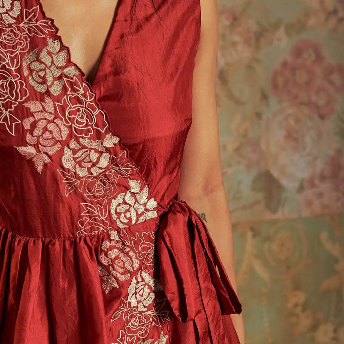 bunch design dresses Floral Bunch Gather Sleeve Dress (Red) Half Full Store